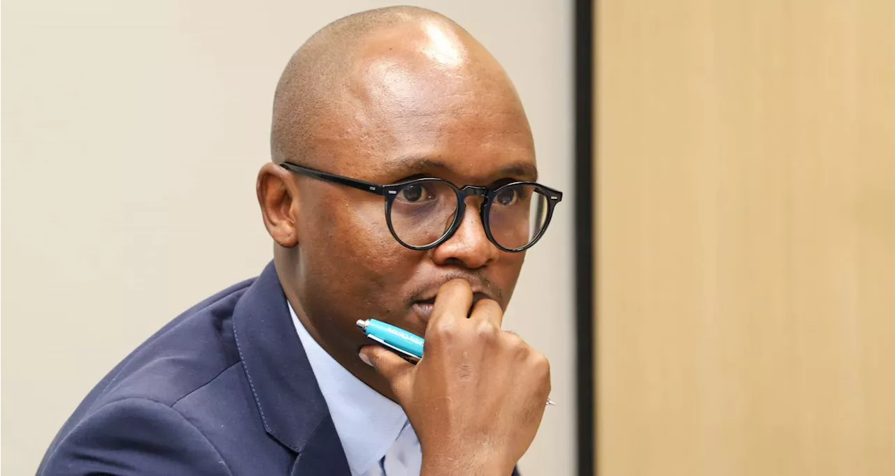 Malatsi to meet with treasury over smartphone taxes