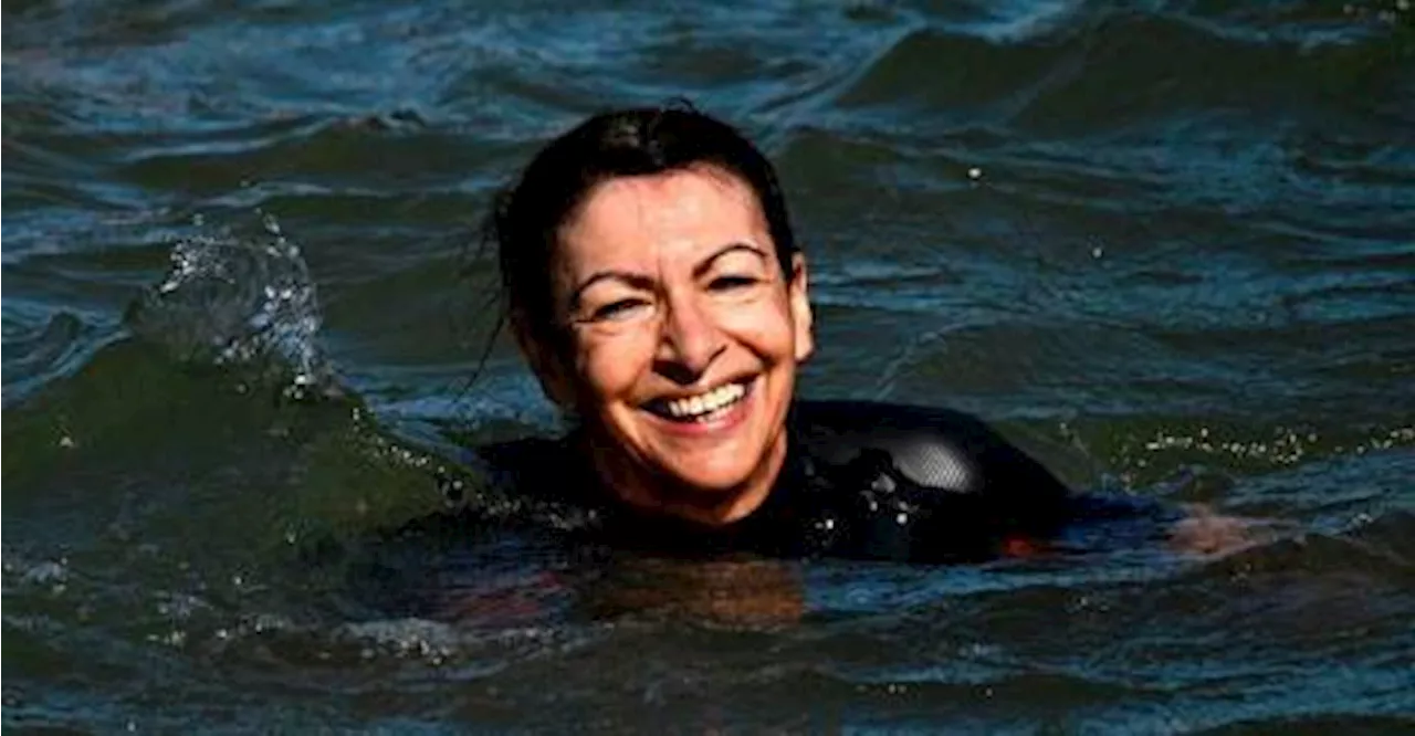 Paris mayor finally swims in Seine to prove water purity