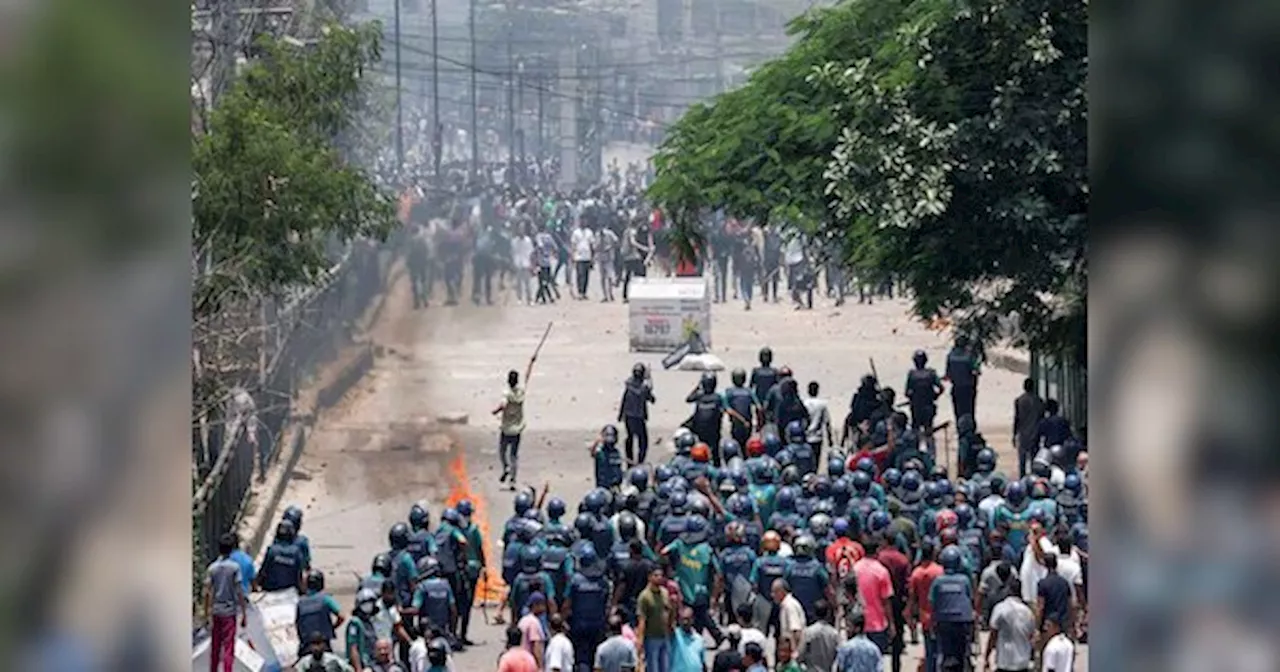  भारत ने अशांति के बीच अपने बांग्लादेश में नागरिकों के लिए जारी की एडवाइजरी, क्यों मचा है बवाल?