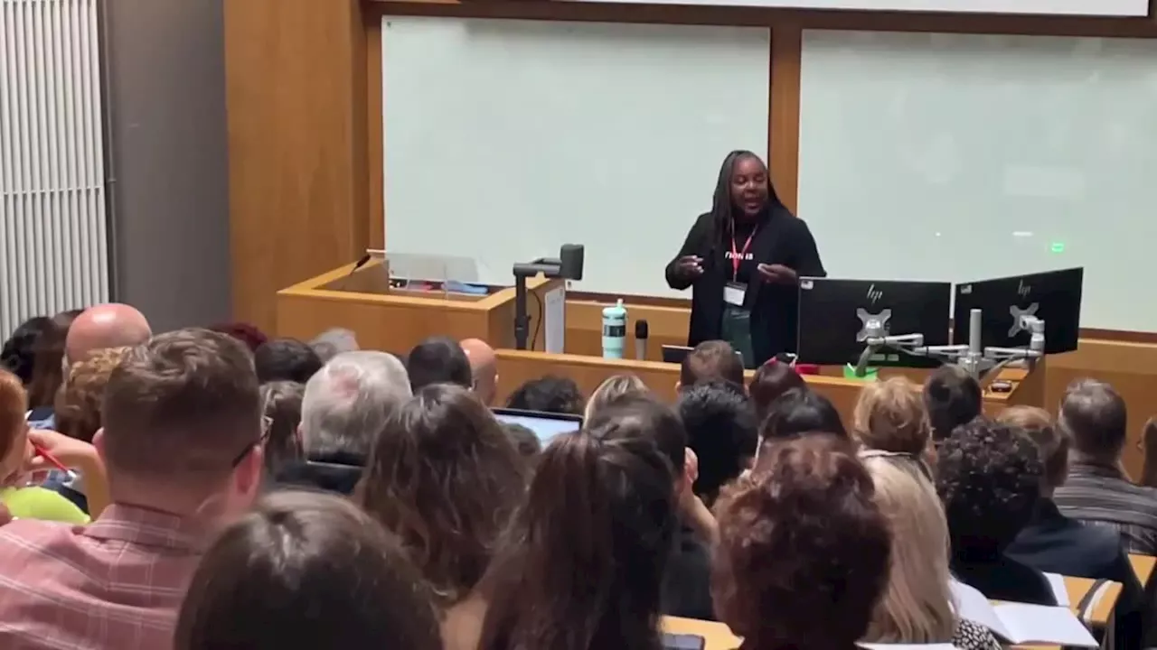 La inteligencia artificial y la enseñanza del español centran el debate del congreso ASELE en Edimburgo