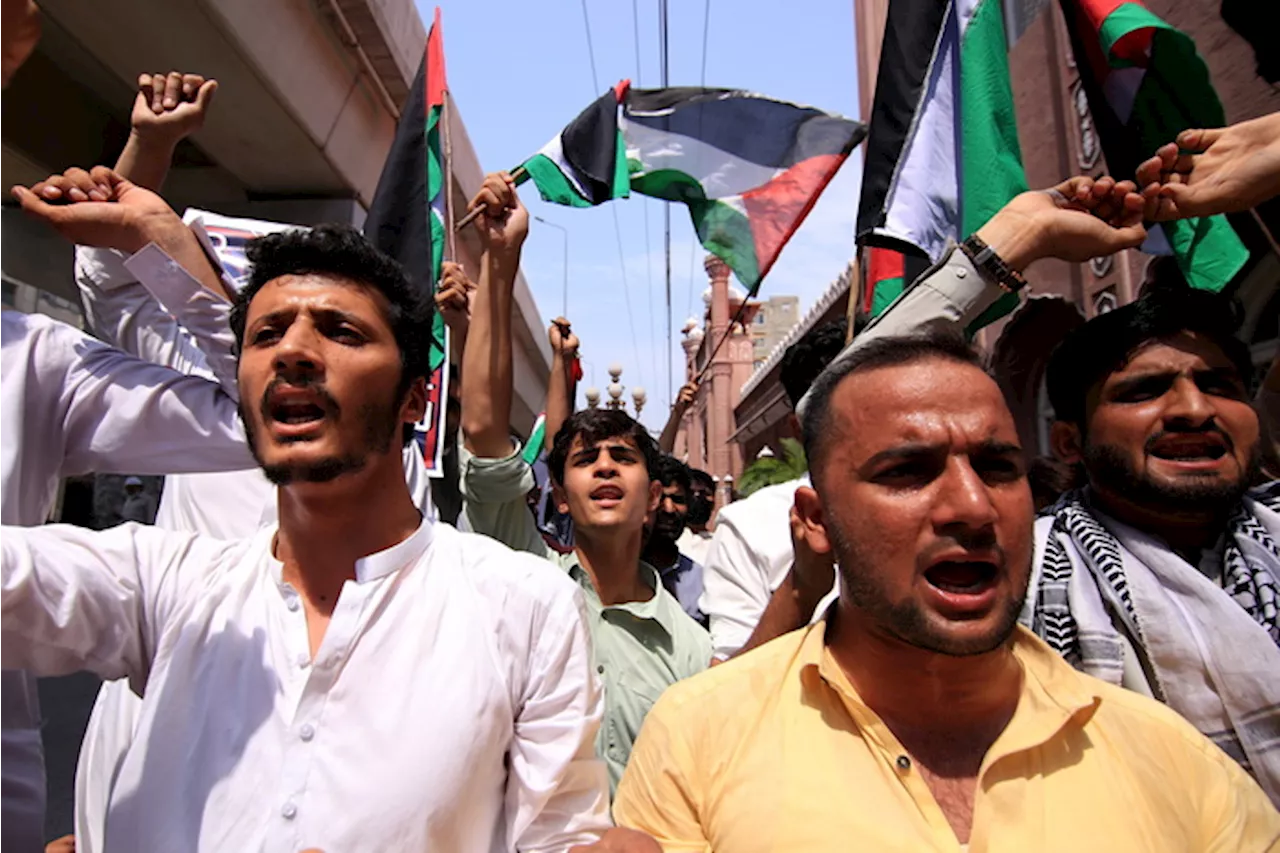 Manifestazione in sostegno della Palestina a Peshawar