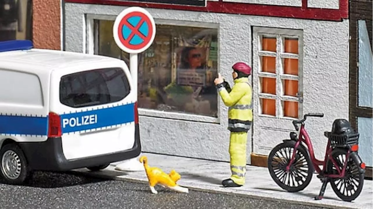 Niclas M. in klein: Anzeigenhauptmeister jetzt als Miniatur-Figur