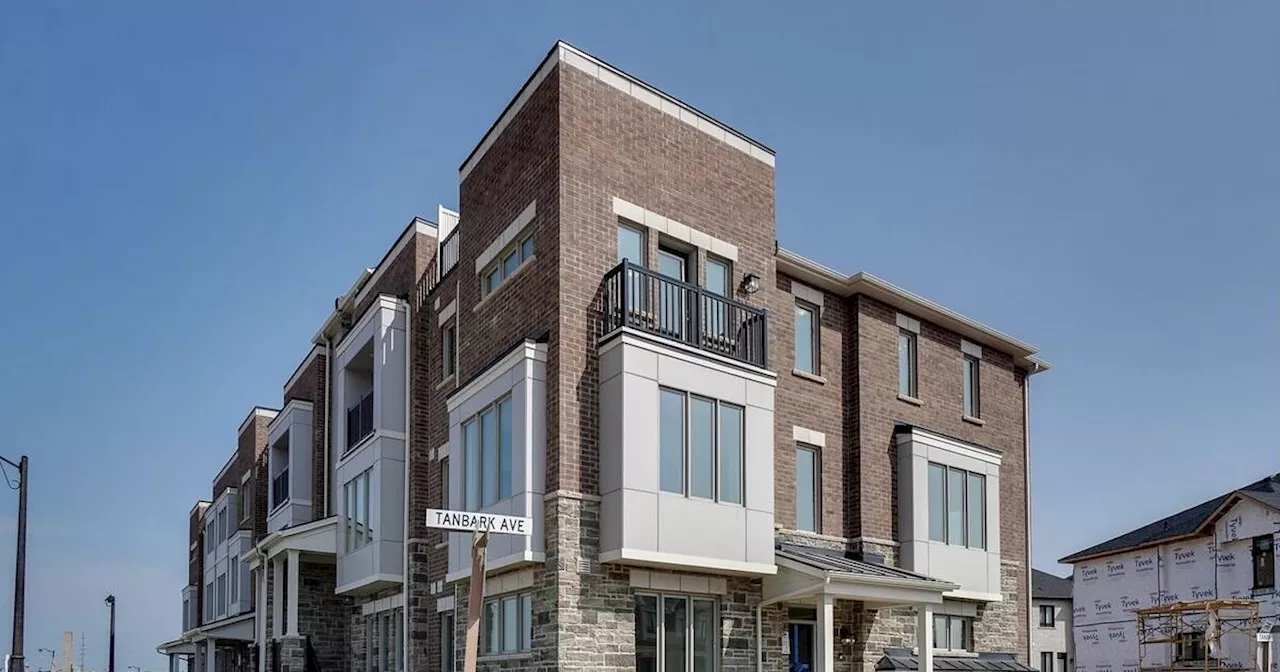 Ontario townhouse sold at massive loss a troubling window into current market