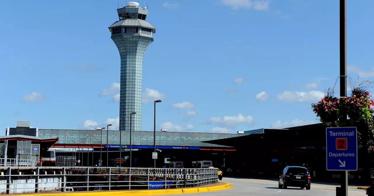 Microsoft outage causes flight delays, cancellations at Chicago's airports