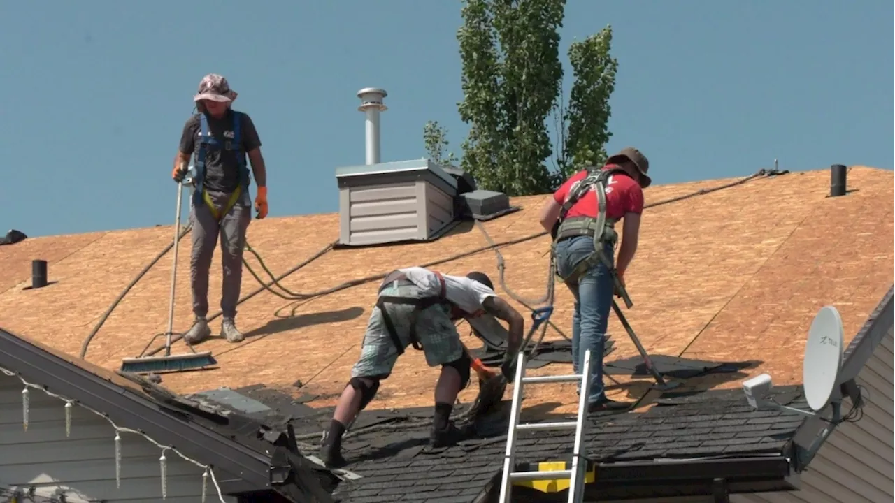 Outdoor workers doing best to stay cool despite heat wave