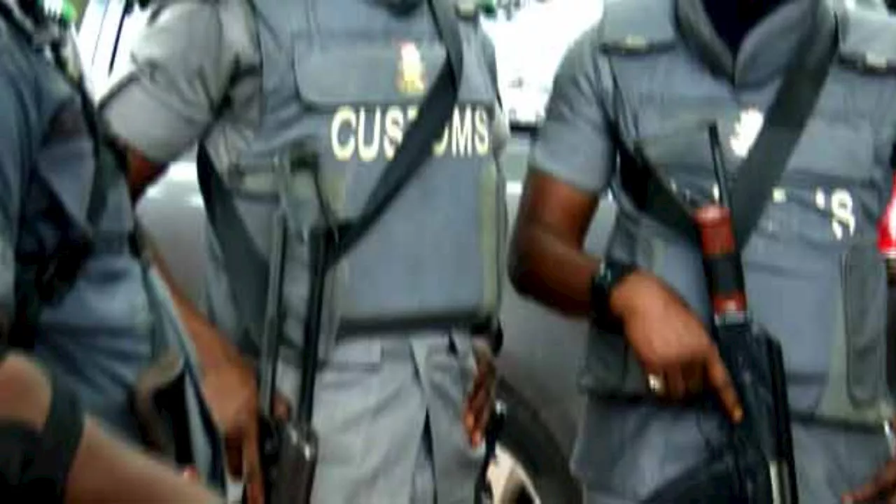 Nigeria Customs intercepts N1.68bn worth 150 cartons of bulletproof jackets