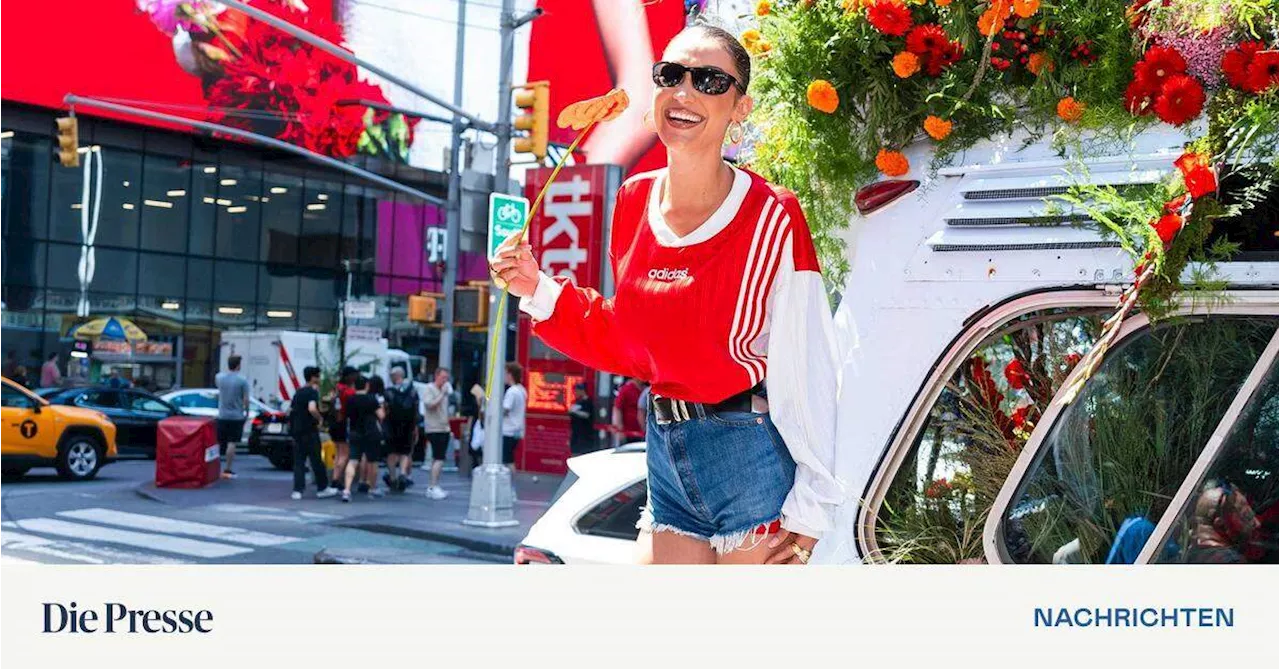 Adidas entschuldigt sich für Kampagne mit Bella Hadid