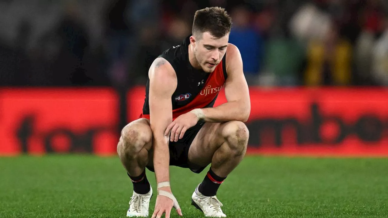 ‘Same problems’: AFL greats’ concern for clipped contender as ‘dark clouds’ hang ominously