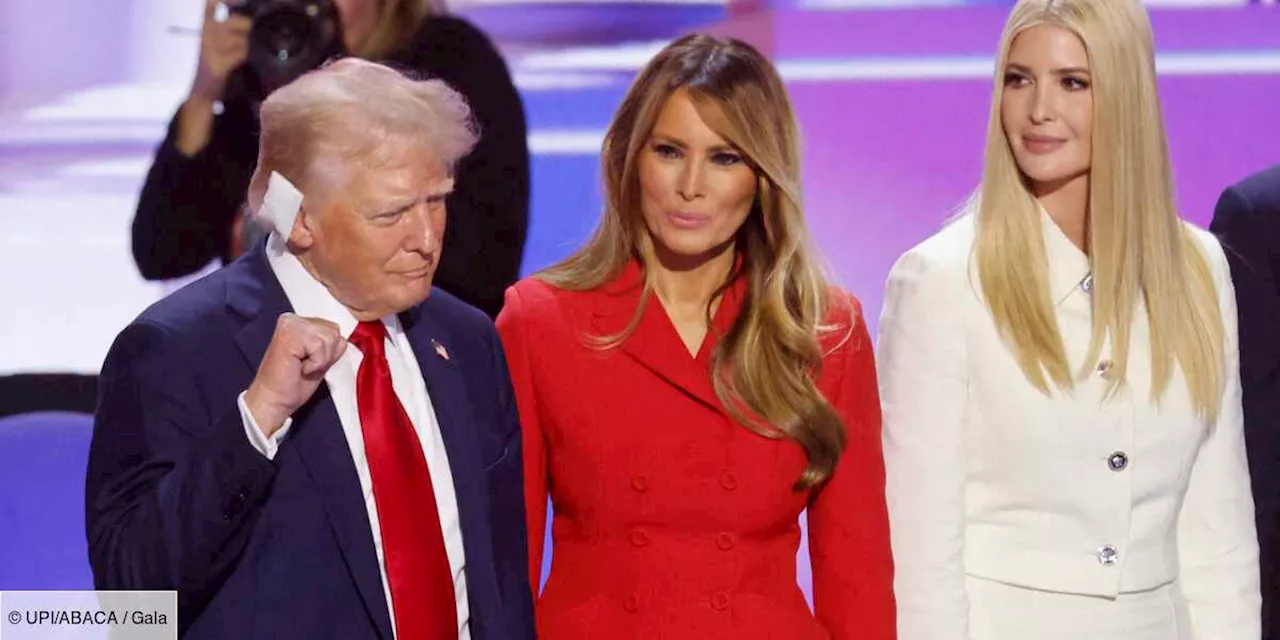 – Et soudain, Melania Trump réapparait en tailleur rouge Dior aux côtés de Donald Trump