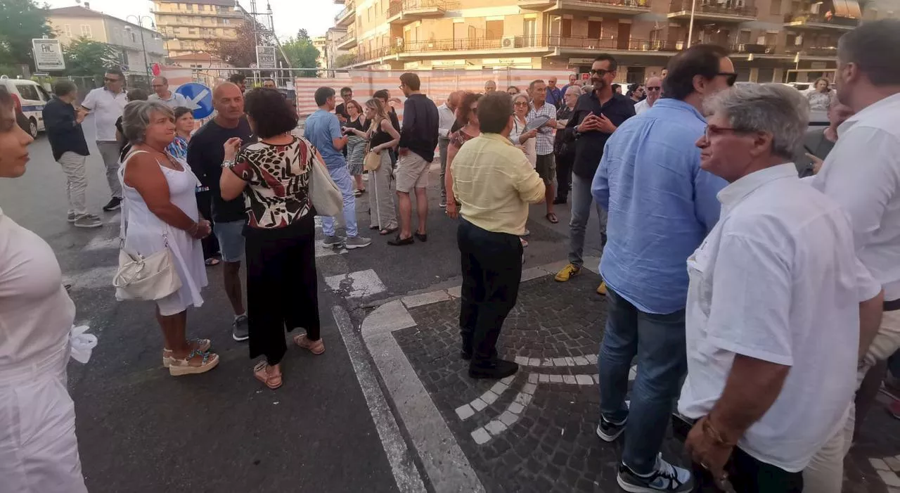 Frosinone. Bus rapid transit, cresce il dissenso. I partecipanti al flash mob: «Impatto devastante»