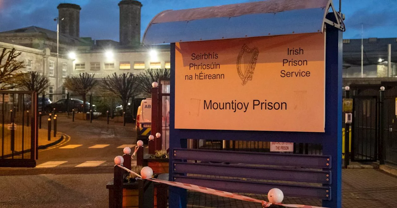 Prisoners hand over drugs after death and four overdoses on new lethal substance