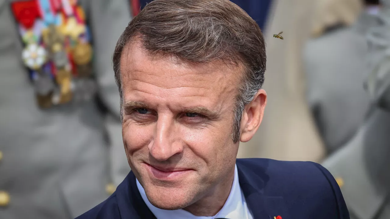 JO Paris 2024 : Emmanuel Macron se baignera dans la Seine, mais « pas forcément » avant les Jeux