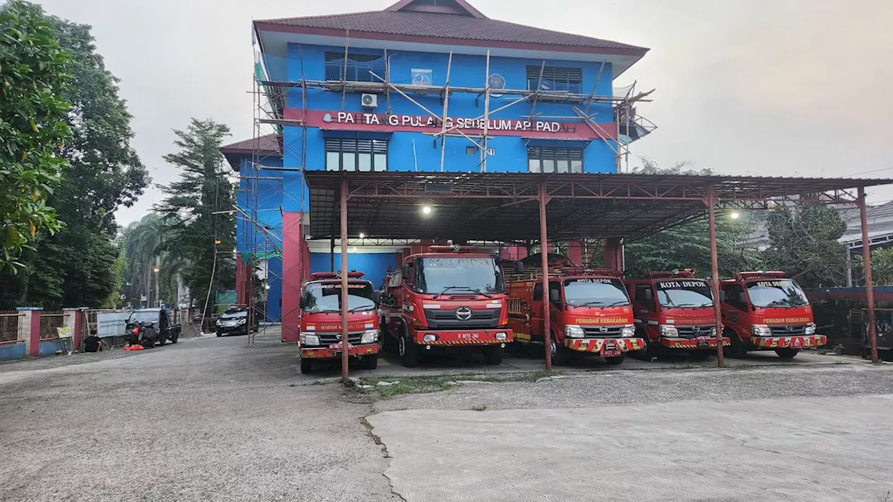 Viral Petugas Damkar Depok Keluhkan Peralatan Rusak hingga Rem Tangan Mobil Pemadam Blong