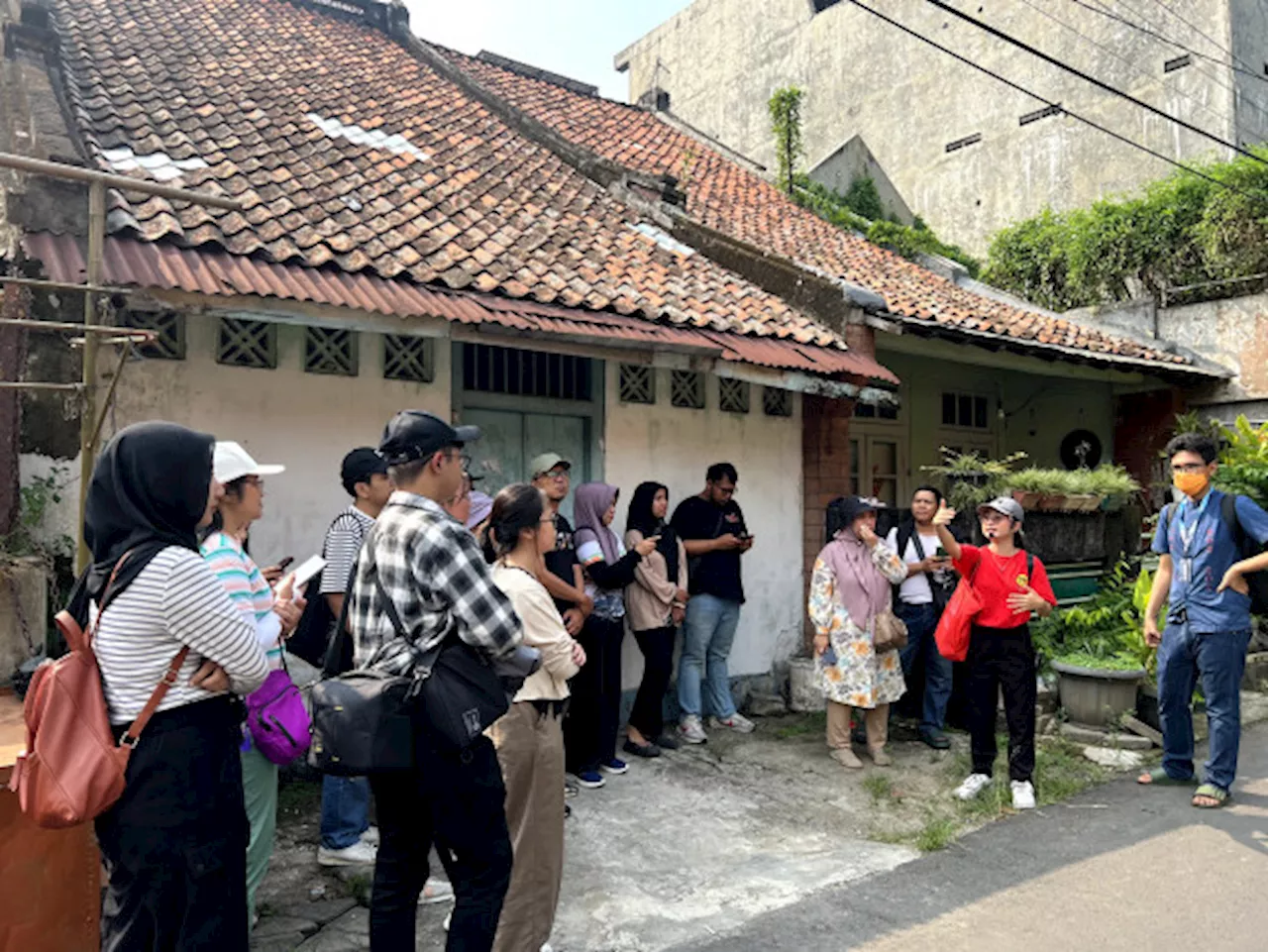 Ikut Walking Tour Cina Benteng Tangerang Yuk, Dipandu Ci Elsa, Kreator Konten yang Getol Promosikan Budaya Leluhurnya