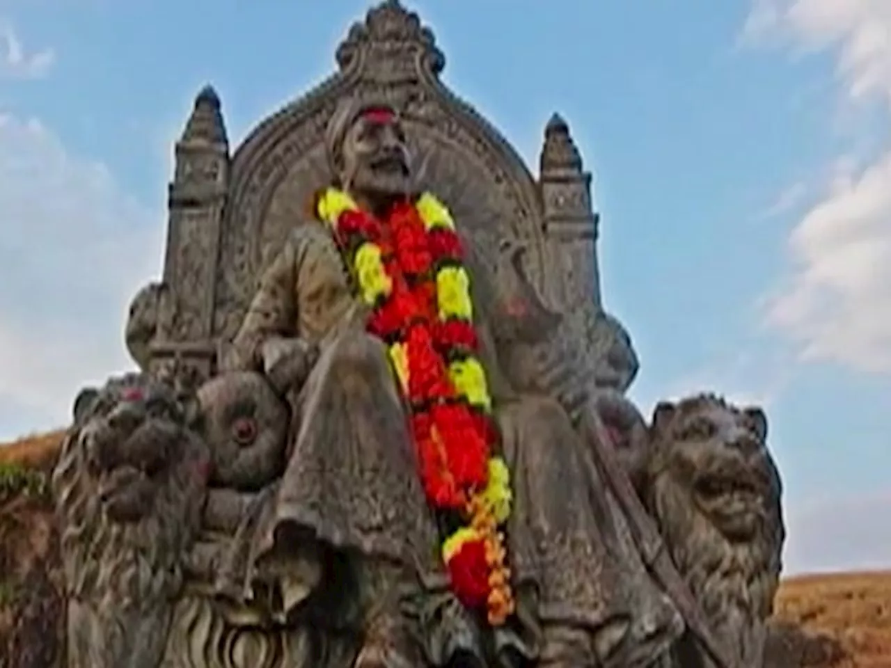 Chhatrapati Shivaji: वीर शिवाजी की विरासत कैसे चुनावी राजनीति में फंस जाती है?