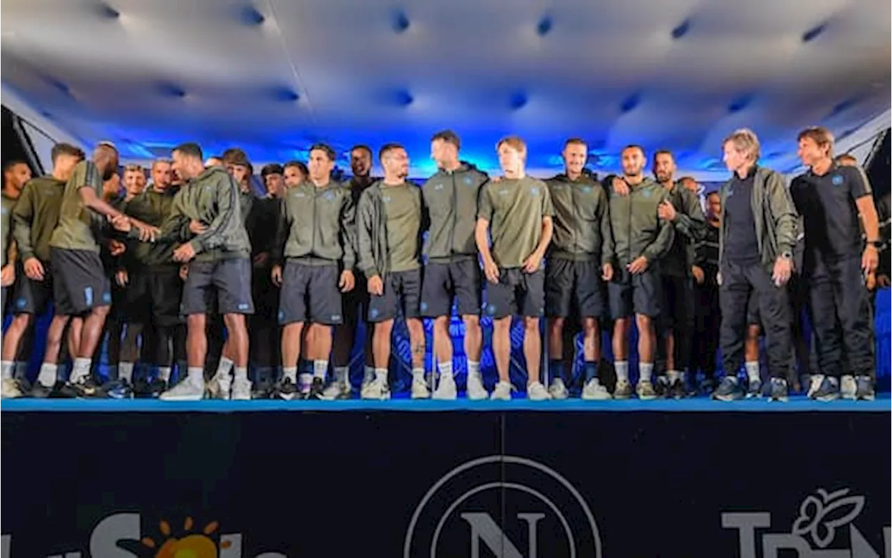 Napoli, presentazione a Dimaro. Conte: 'Cercheremo di fare cose importanti'. FOTO-VIDEO