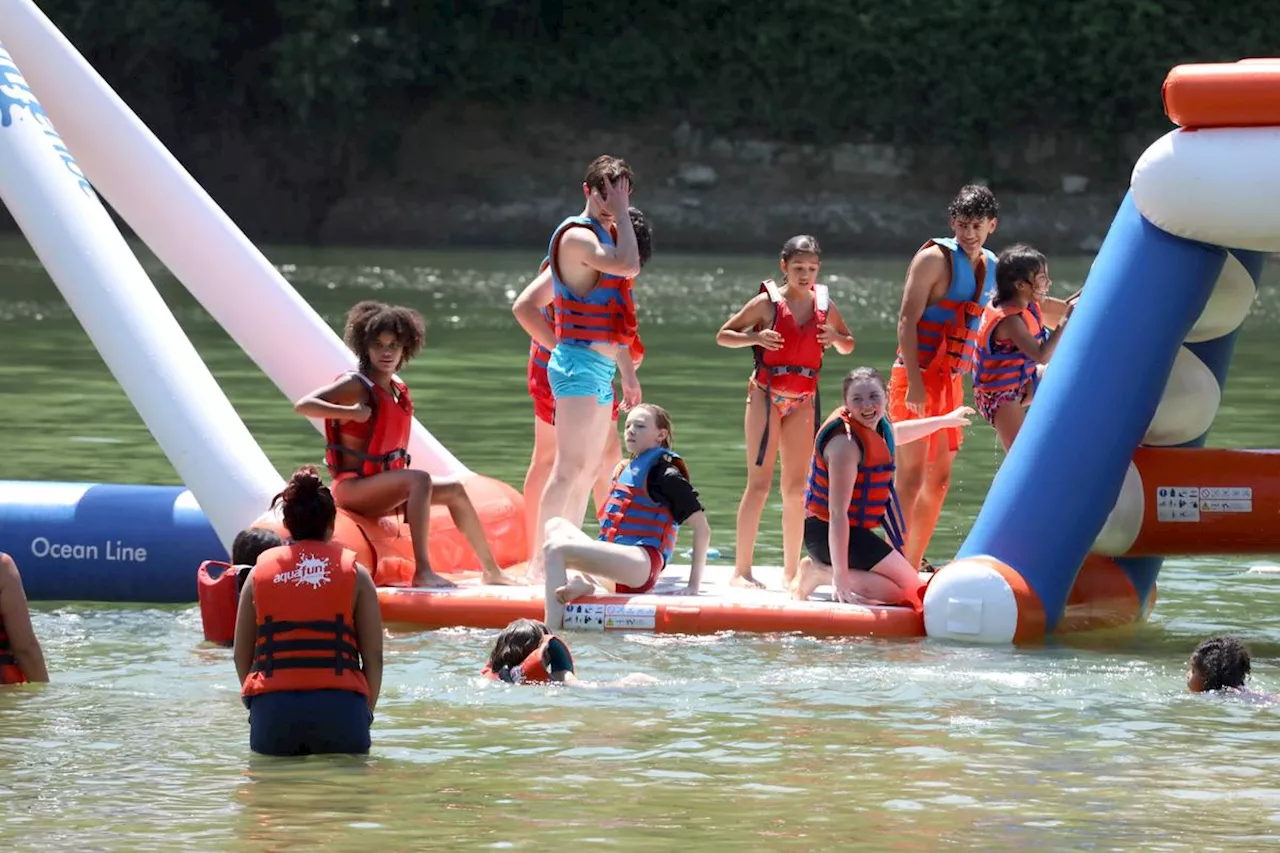 « L’eau de la Garonne est plus propre que celle des piscines », déclare le maire d’Agen, depuis Garonne plage