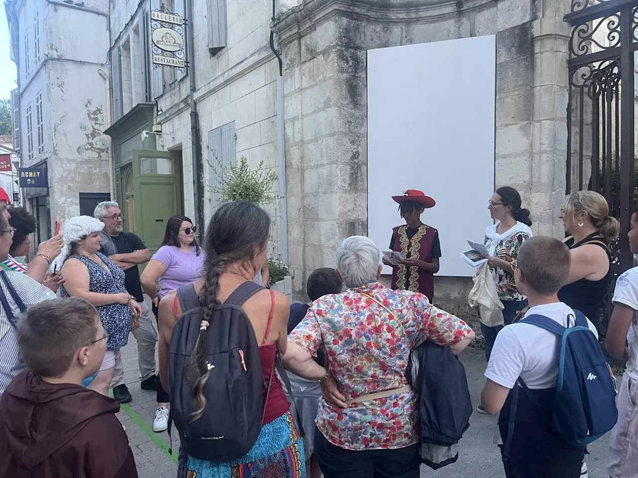 Saintes : une enquête pour découvrir qui a commis un vol sous la colonne de la Liberté