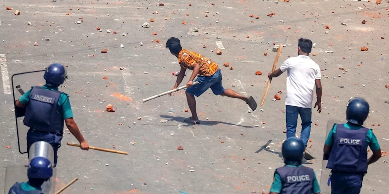 Massenproteste in Bangladesch: Mit Schlagstöcken totgeprügelt