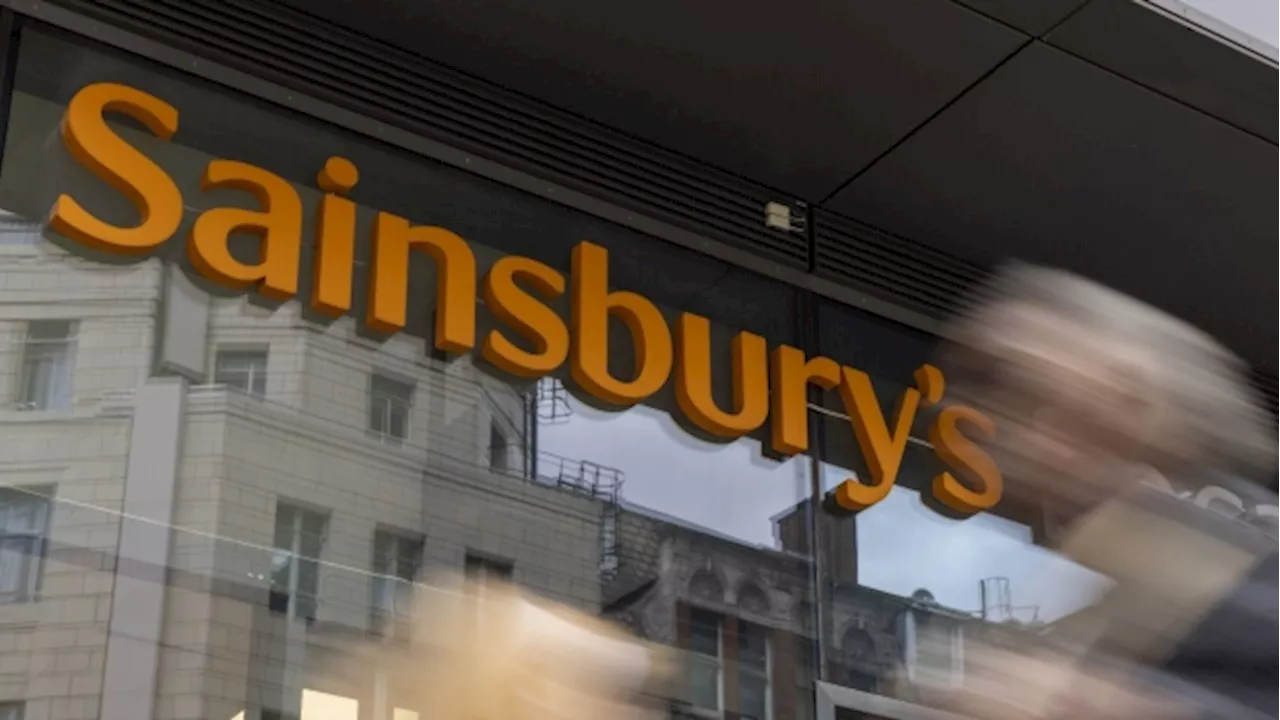 Sainsbury’s Gains Share as Grocer Focuses on Food and Pricing