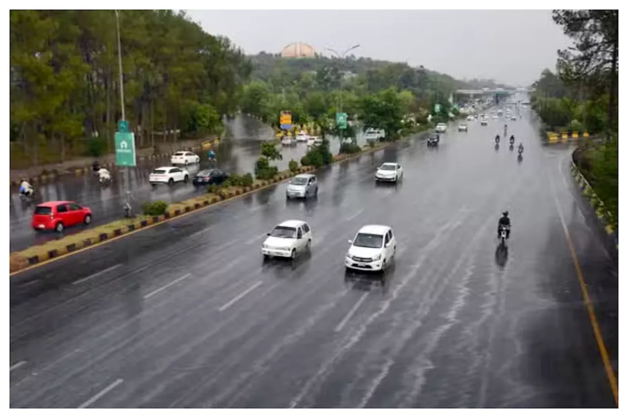 Weather update; monsoon rains, gusty winds predicted in Lahore, Punjab