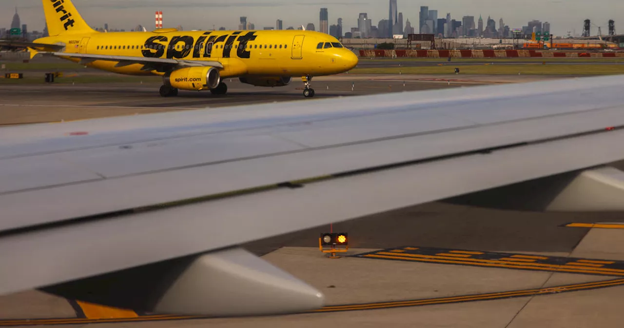 Ailing Spirit Airlines drops some junk fees in hopes of drawing travelers