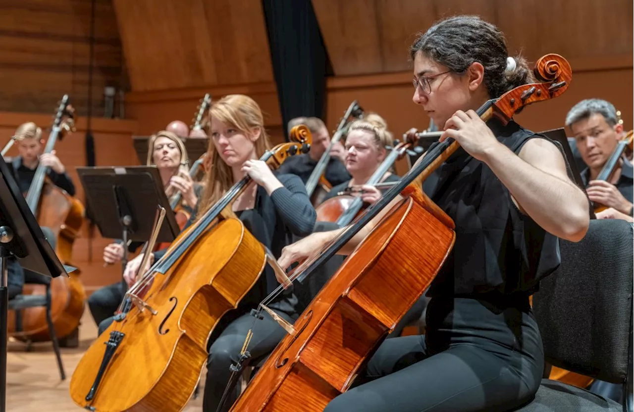 In Boulder, music director Peter Oundjian is driving the Colorado Music Festival into the future