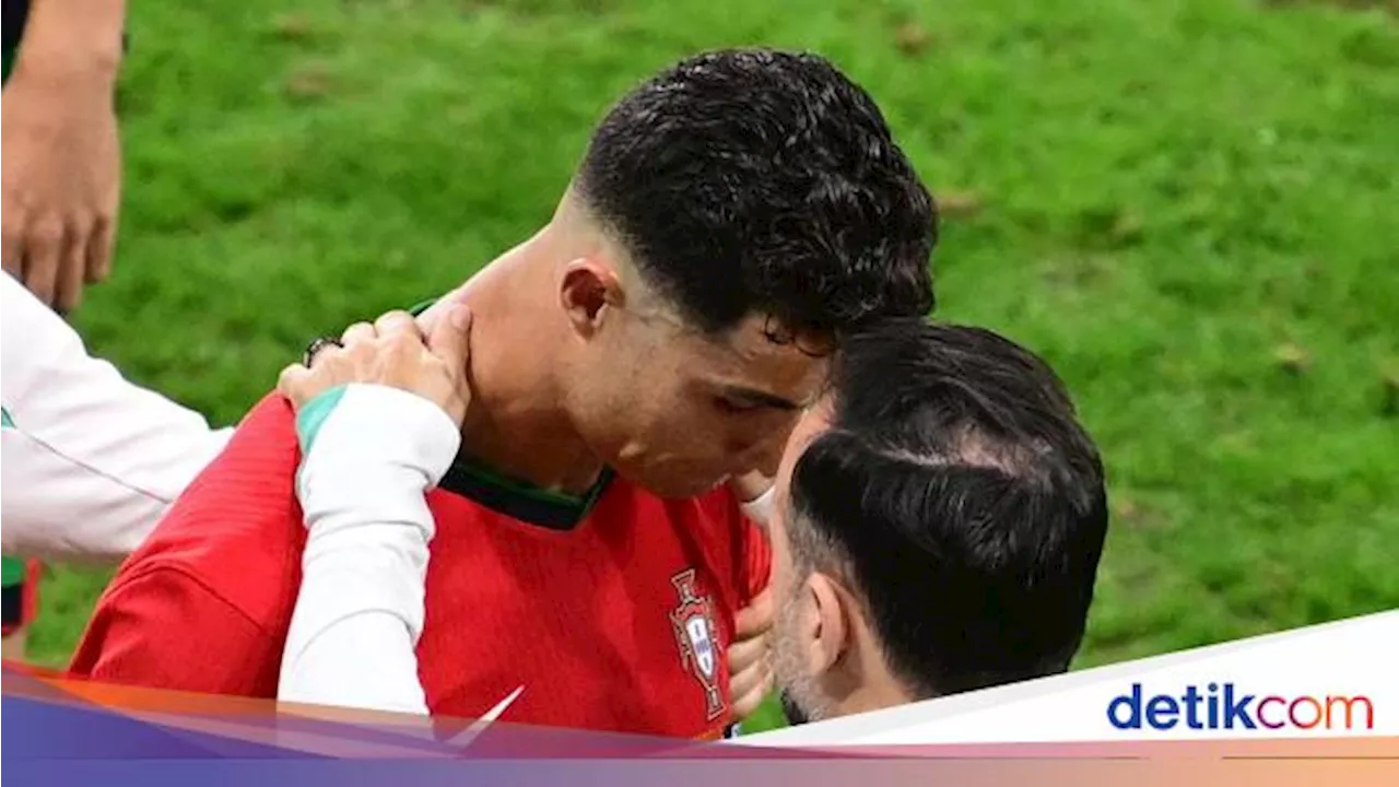 Momen Ronaldo Menangis dan Minta Maaf gegara Gagal Penalti