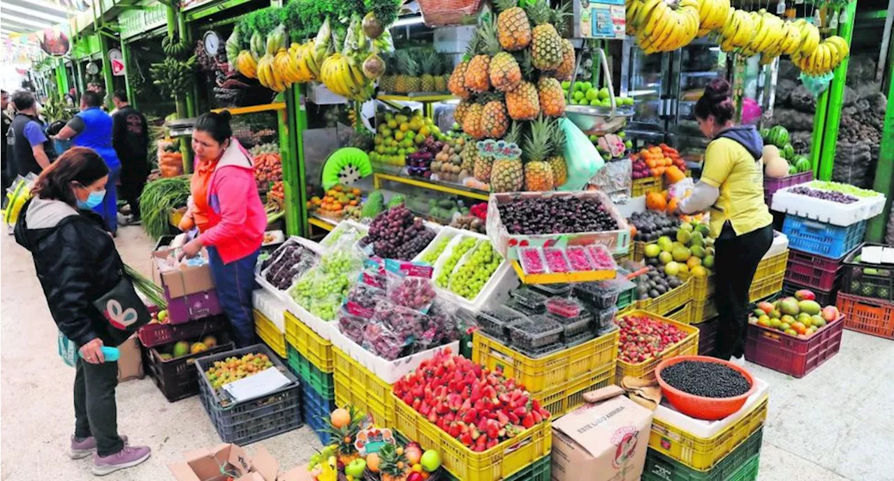 Población en pobreza laboral puede comprar menos de la mitad de una canasta alimentaria: BBVA México