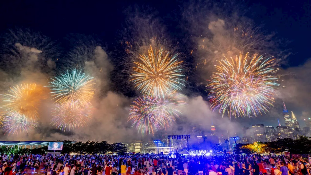 Macy's 4th of July fireworks Hudson River map, where not to watch