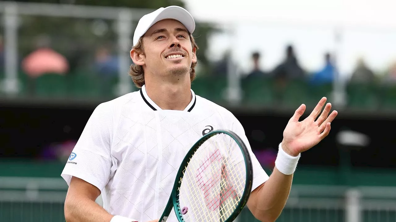 LIVE: The ‘Demon’ ditches the ‘Duck’ at Wimbledon; Alex de Minaur books spot in Wimbledon 2nd Rd