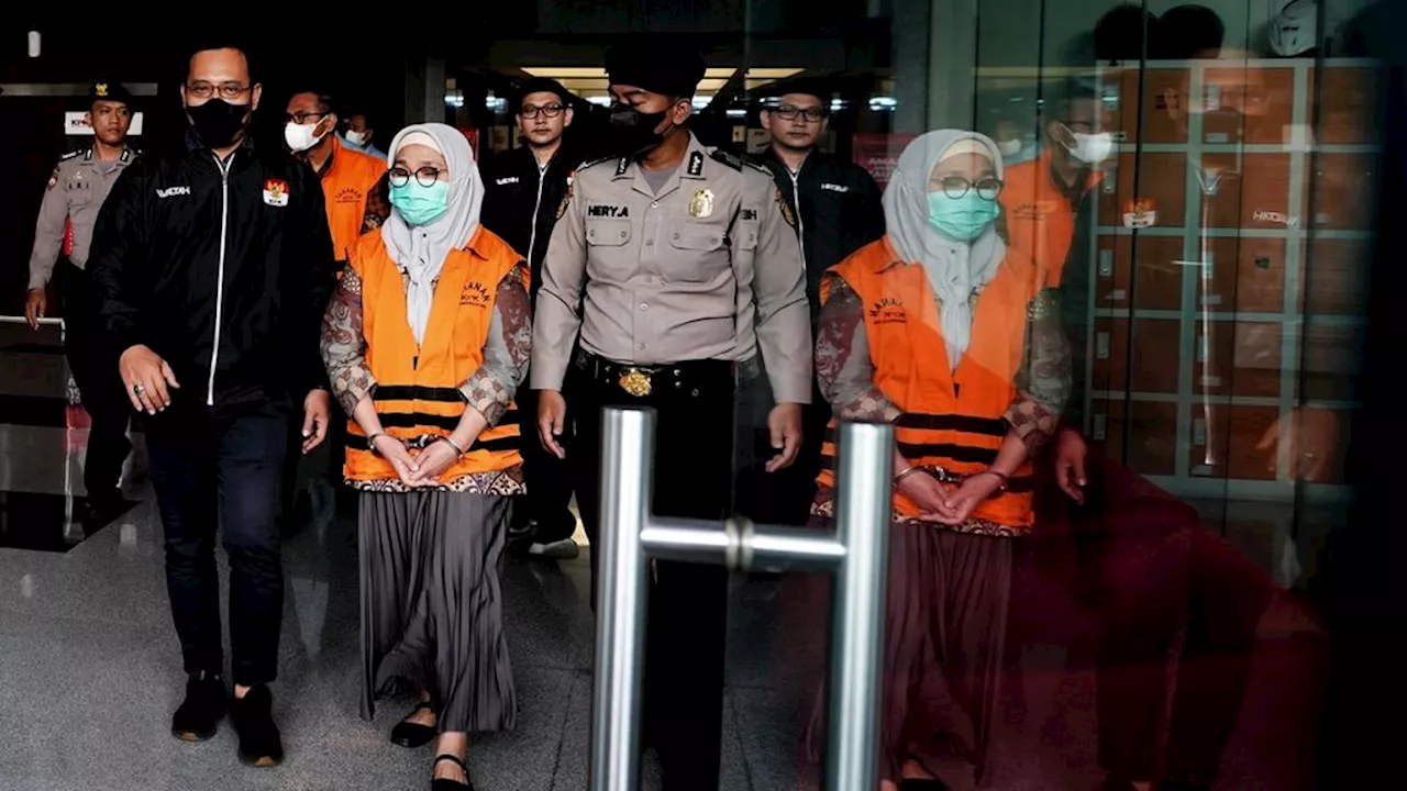 Keberatan Terdakwa Reyna Usman Ditolak, Dugaan Korupsi Proteksi TKI Berlanjut