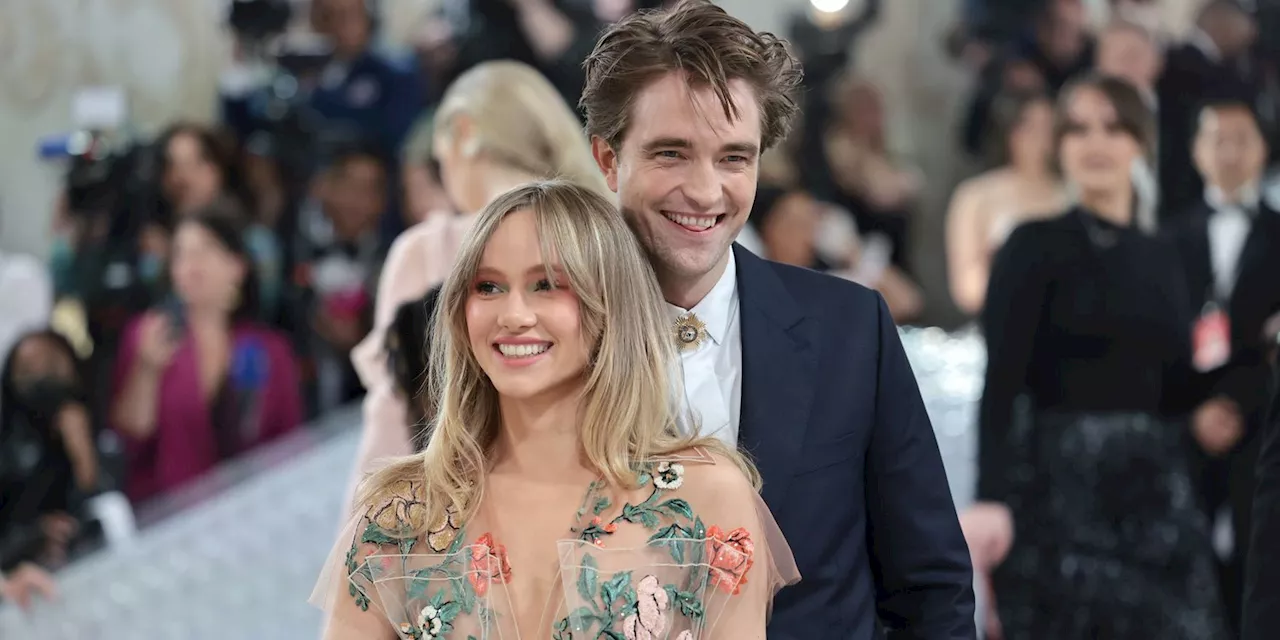 Suki Waterhouse and Robert Pattinson's Meet Cute Is Practically Out of a Rom-Com