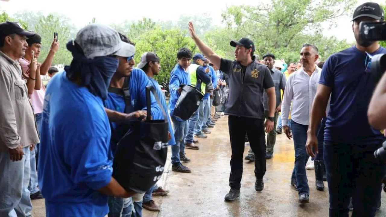 Samuel García evalúa daños y lleva ayuda al sur de Nuevo León tras paso de ‘Alberto’