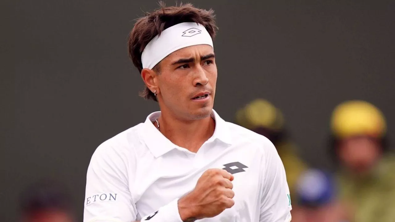 Batacazo histórico: Francisco Comesaña eliminó a Rublev de Wimbledon