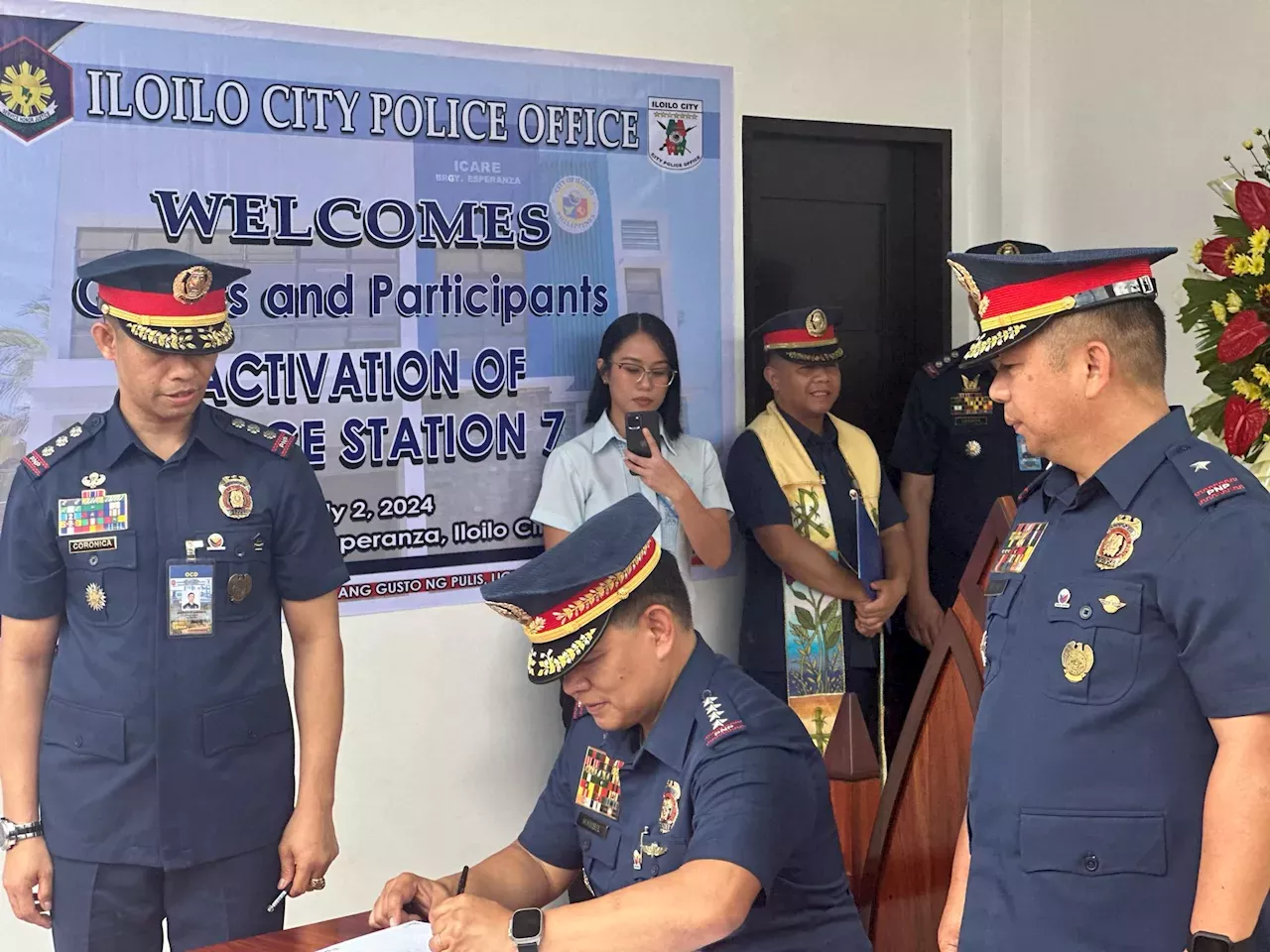 Pnp Chief Activates 4 New Police Stations In Iloilo City, Boosting 