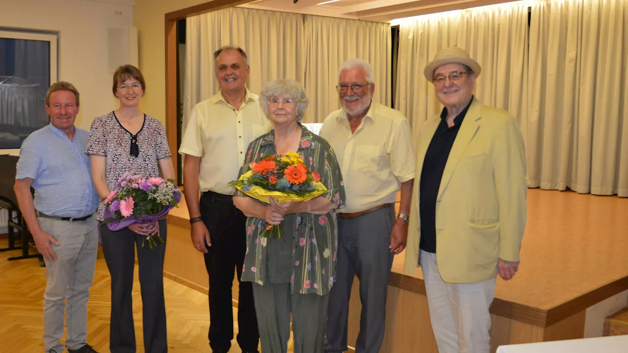 Erwin Steinhauer zu Gast bei Kulturstammtisch in Kirchstetten