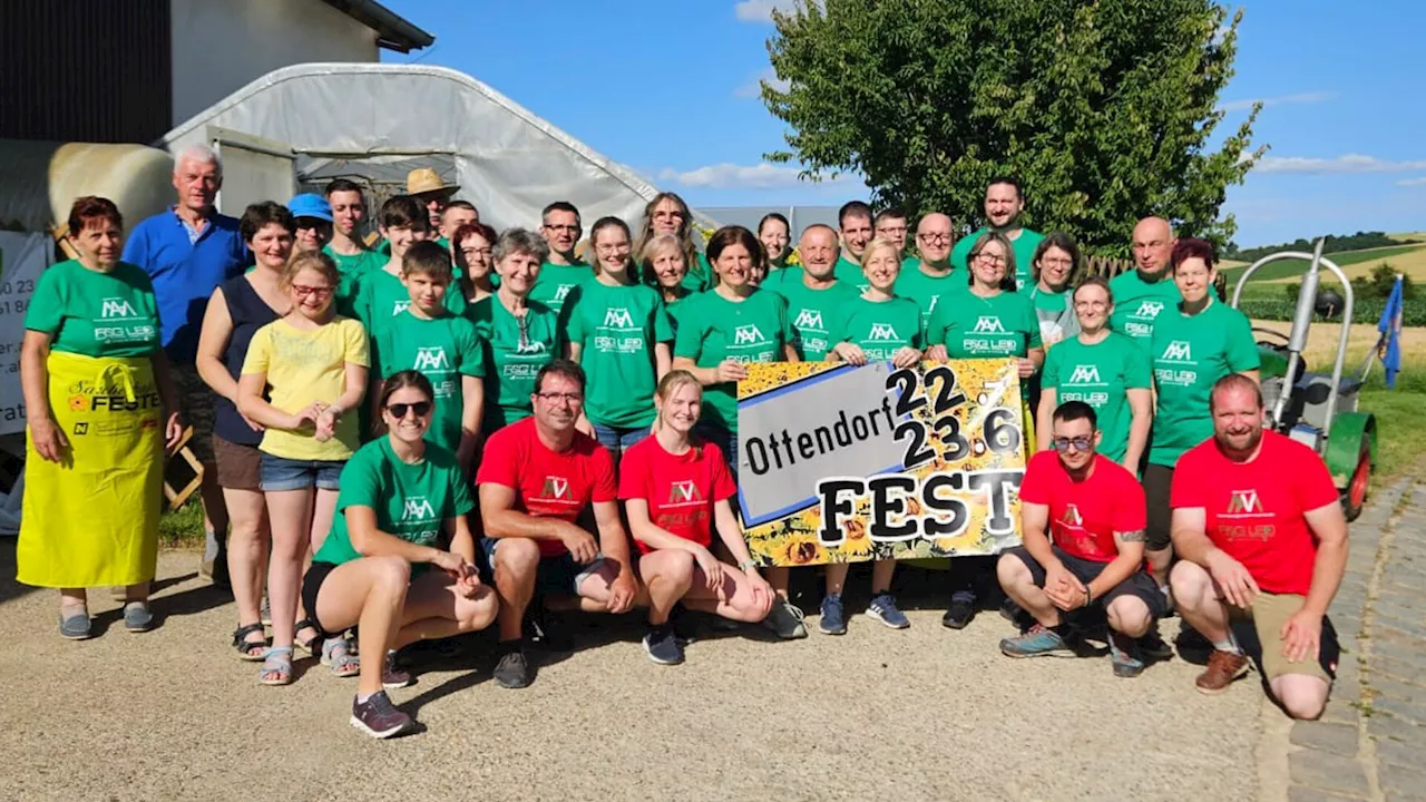 Ottendorf: Fußballbegeisterte kamen beim Dorffest nicht zu kurz