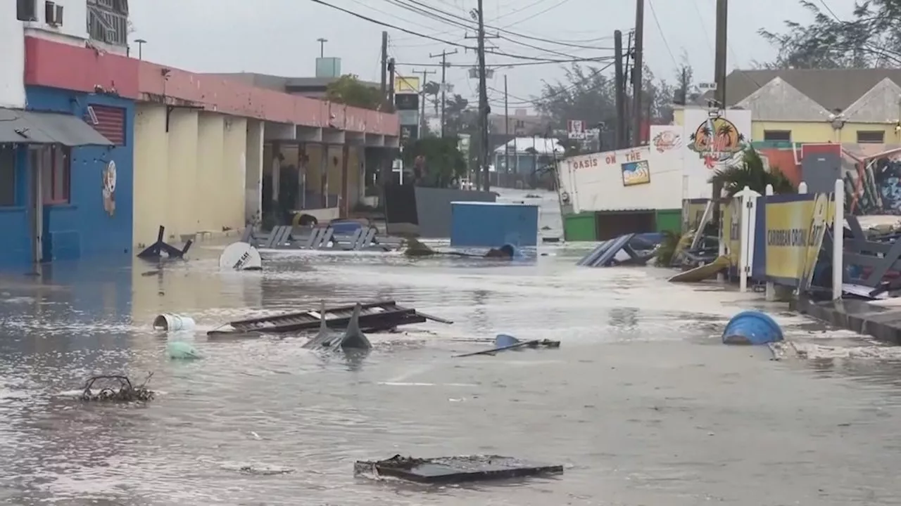 Orkaan Beryl aan land bij Grenada, nog nooit zo vroeg zo'n zware stormwind