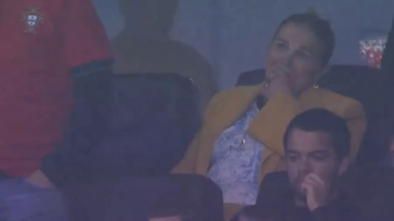 ¡Rompe en llanto! Mamá de Cristiano Ronaldo se conmueve al ver a su hijo llorar