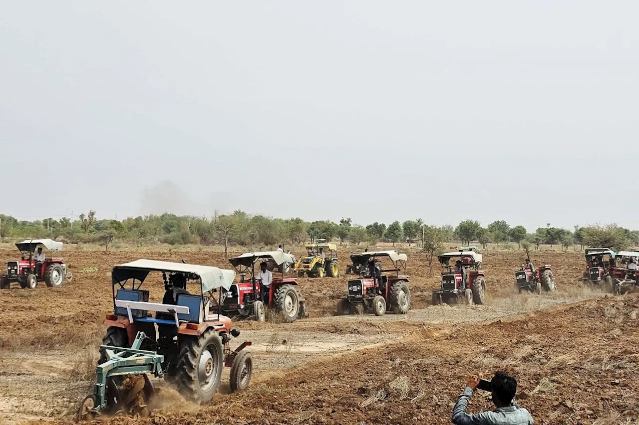 राजस्थान में यहां 110 ट्रैक्टरों से 500 बीघा जमीन की जुताई, जानिए क्या है पूरा मामला?