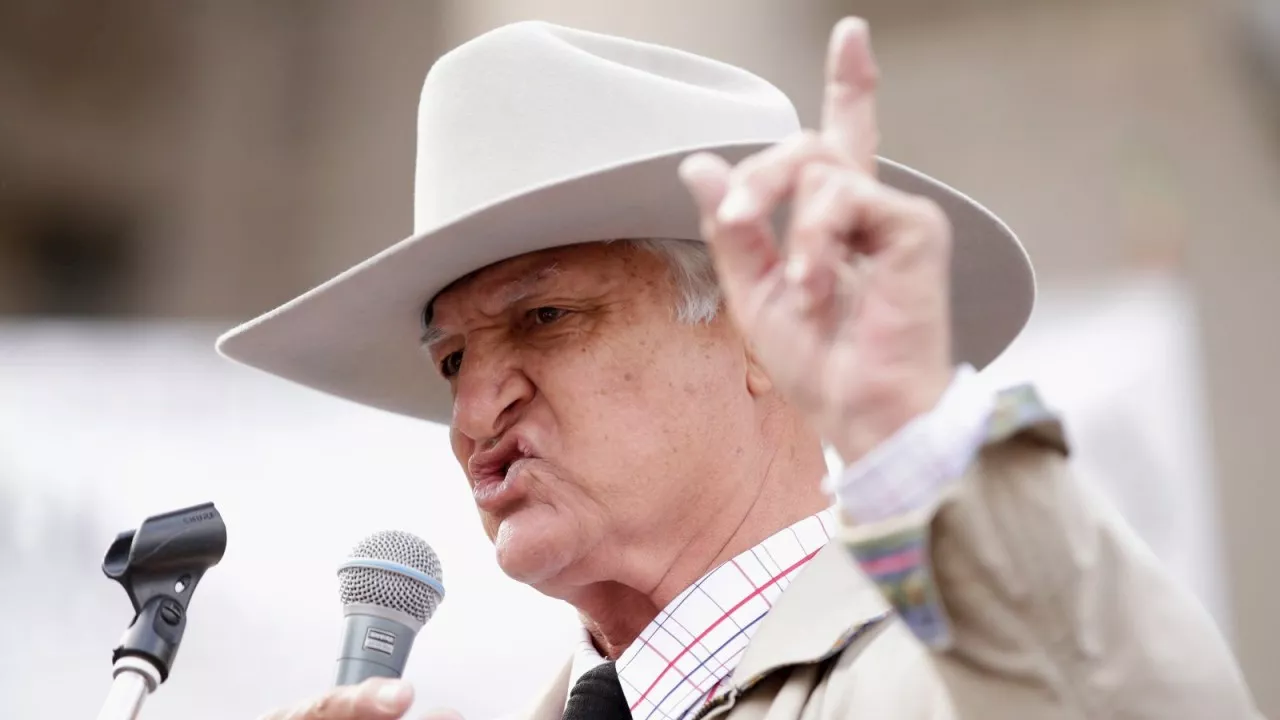 Bob Katter could be honoured with official portrait