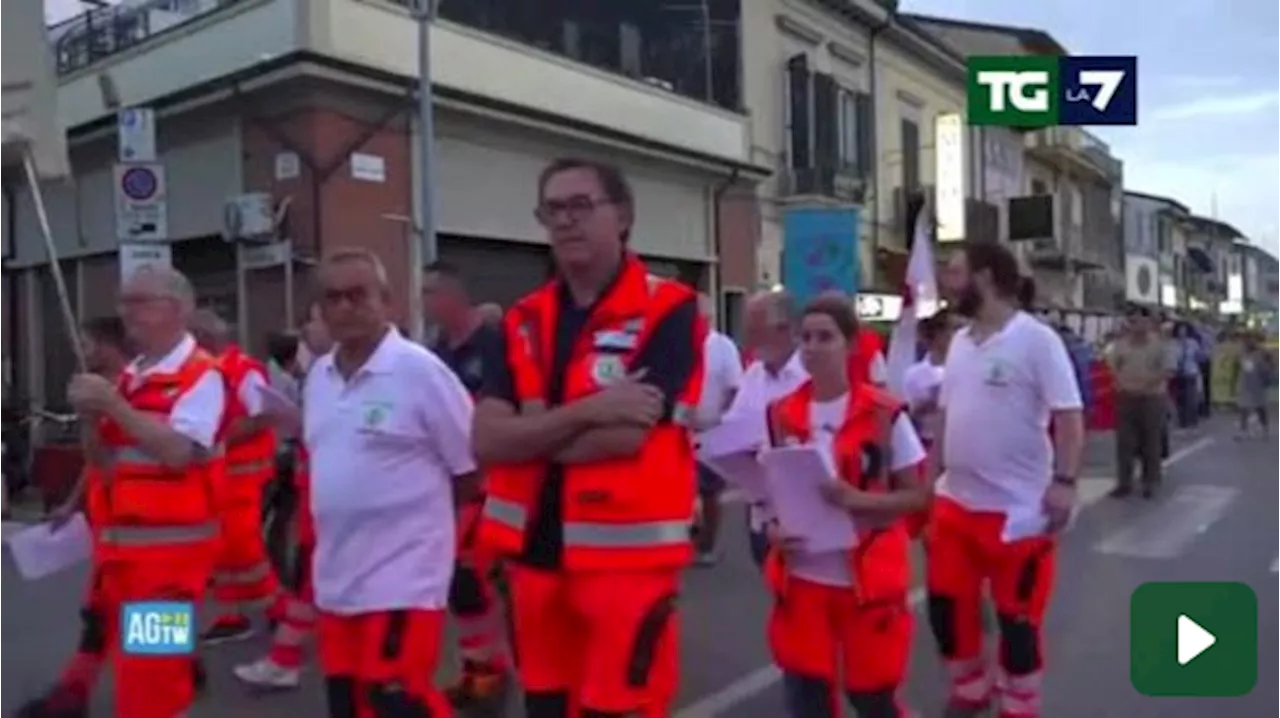 Strage treno Viareggio: un migliaio in corteo ricordano le vittime