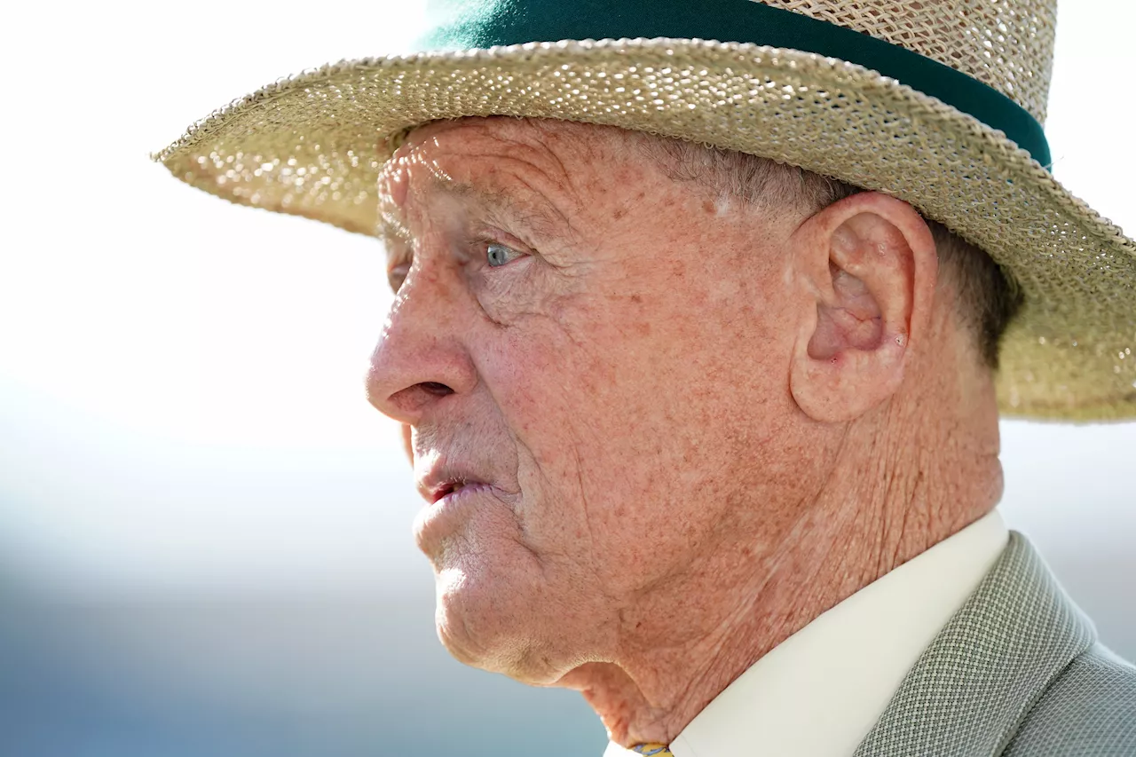 Sir Geoffrey Boycott diagnosed with throat cancer for second time