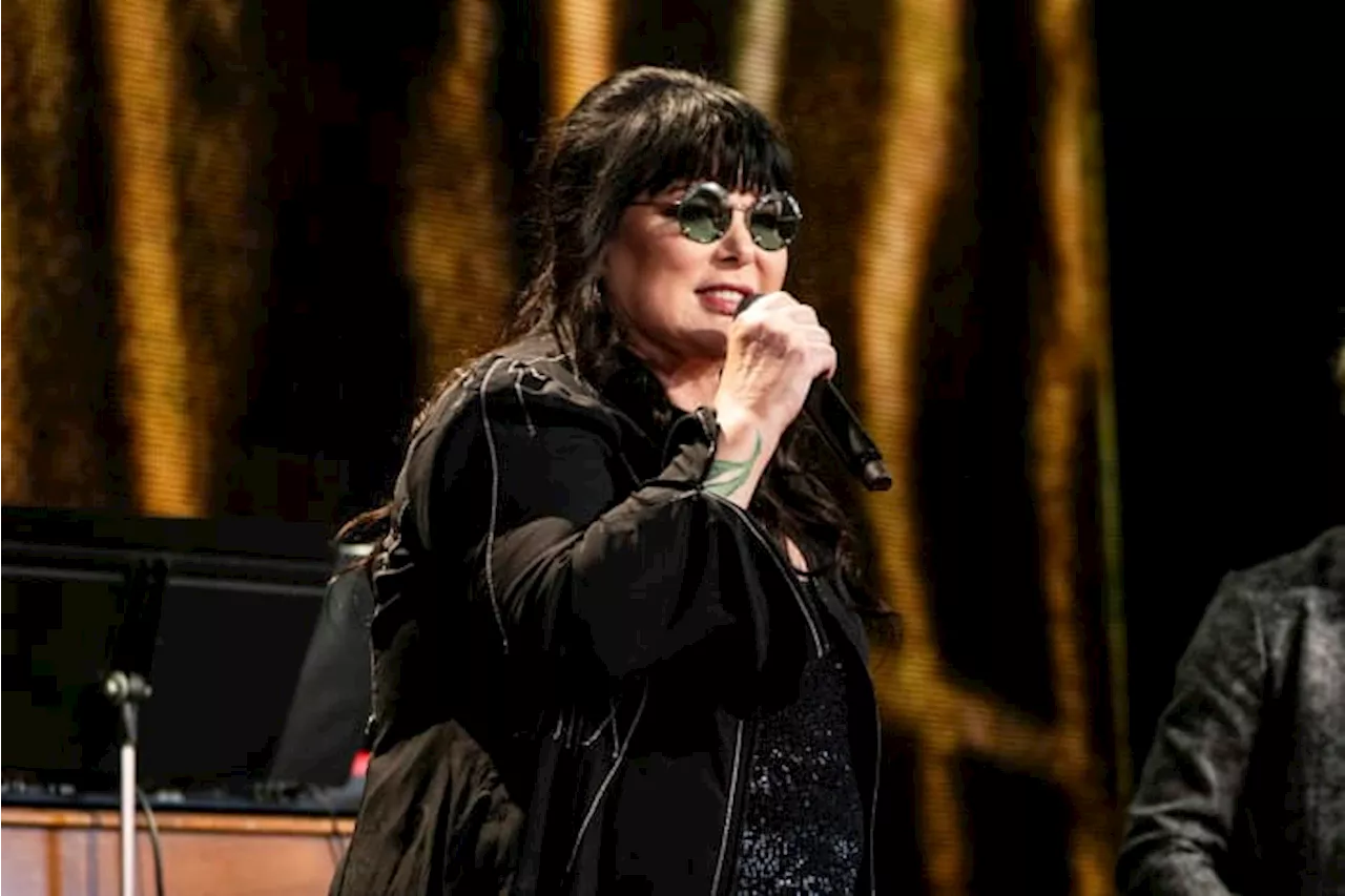 Ann Wilson announces cancer diagnosis, postpones Heart tour