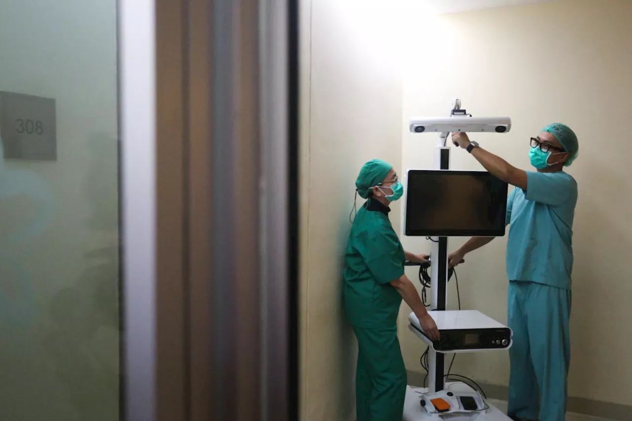 AI meets 'Do no harm': Healthcare grapples with tech promises