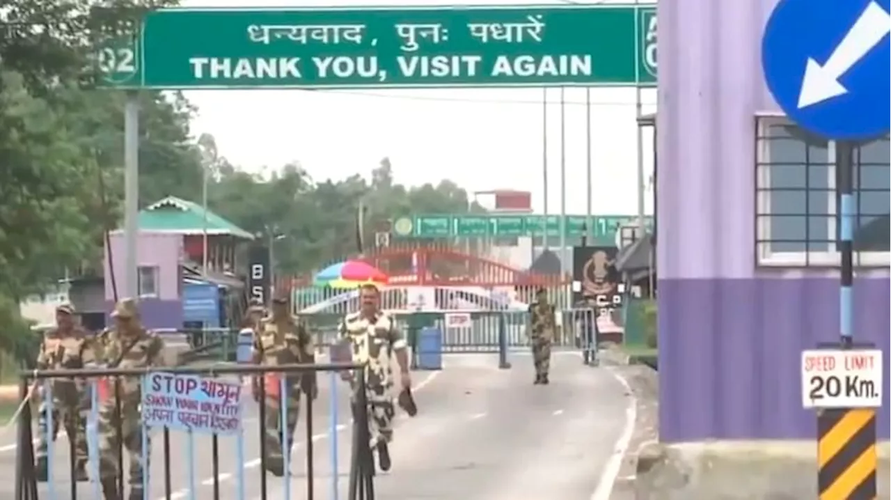 हिंसा की आग में झुलस रहा बांग्लादेश: भारत आए नागरिक ने बताई हालत; BSF ने फुलबाड़ी में चेक पोस्ट की जांच की