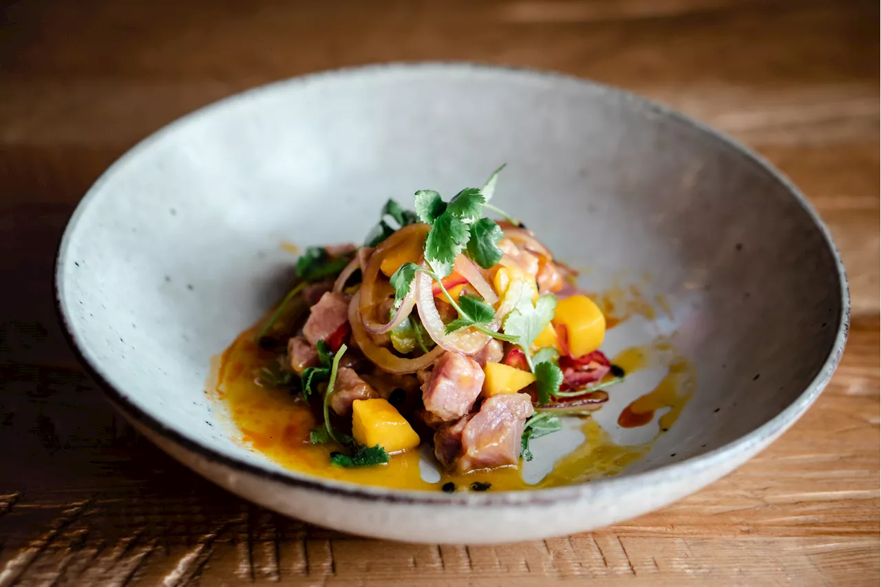 Cyril Lignac révèle sa recette colorée de ceviche de poissons pour ensoleiller vos assiettes