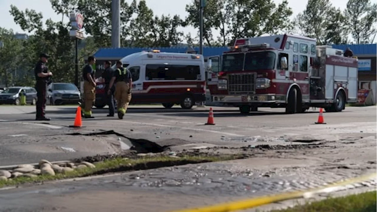 Road closed after after water main break in northwest Calgary