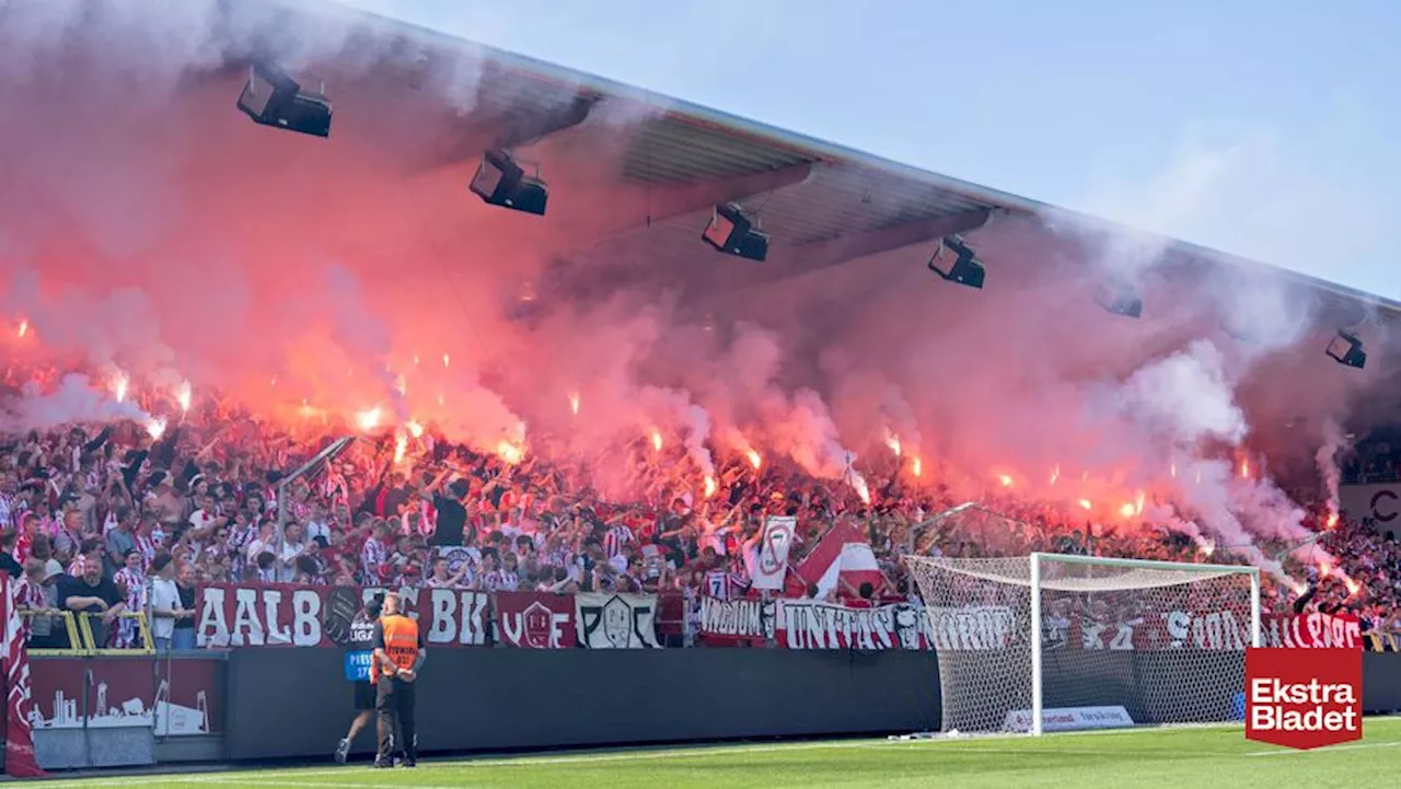 AaB-boss fordømmer angreb fra gulklædte fans: Fjolser
